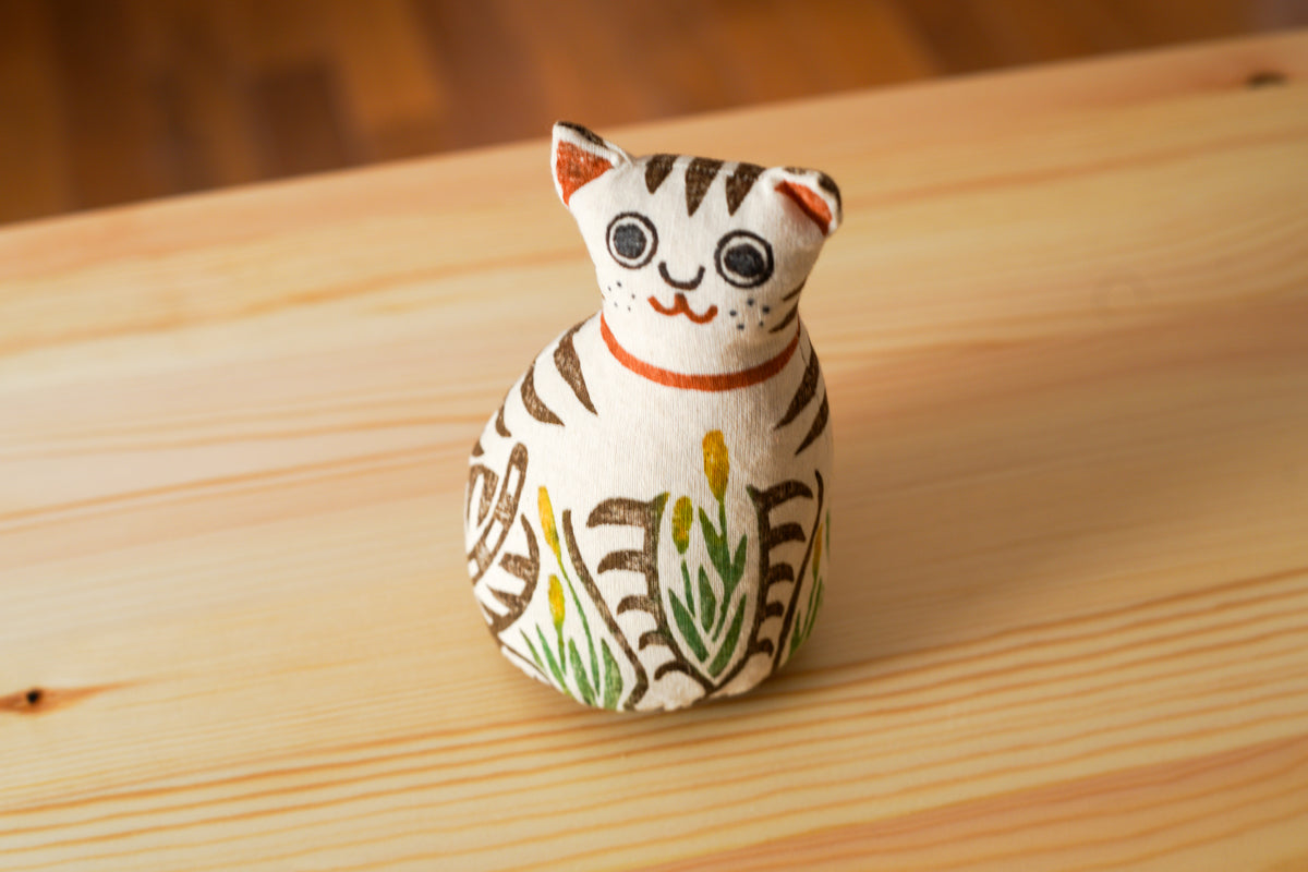 真工藝 | 陣屋福猫(親猫)木版手染ぬいぐるみ