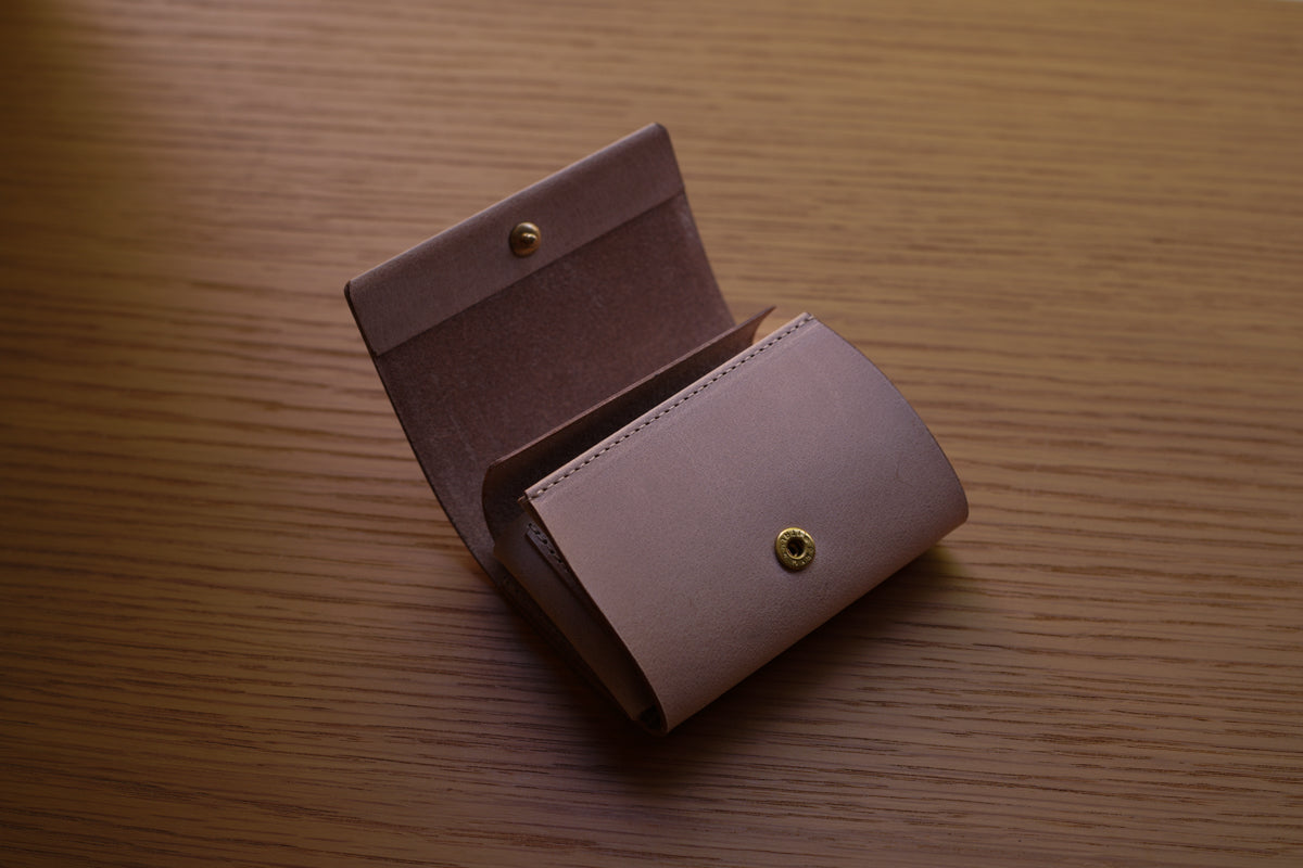 竹村祐 / die Tasche | ミニ財布 genau(ゲナウ)/ ベージュ
