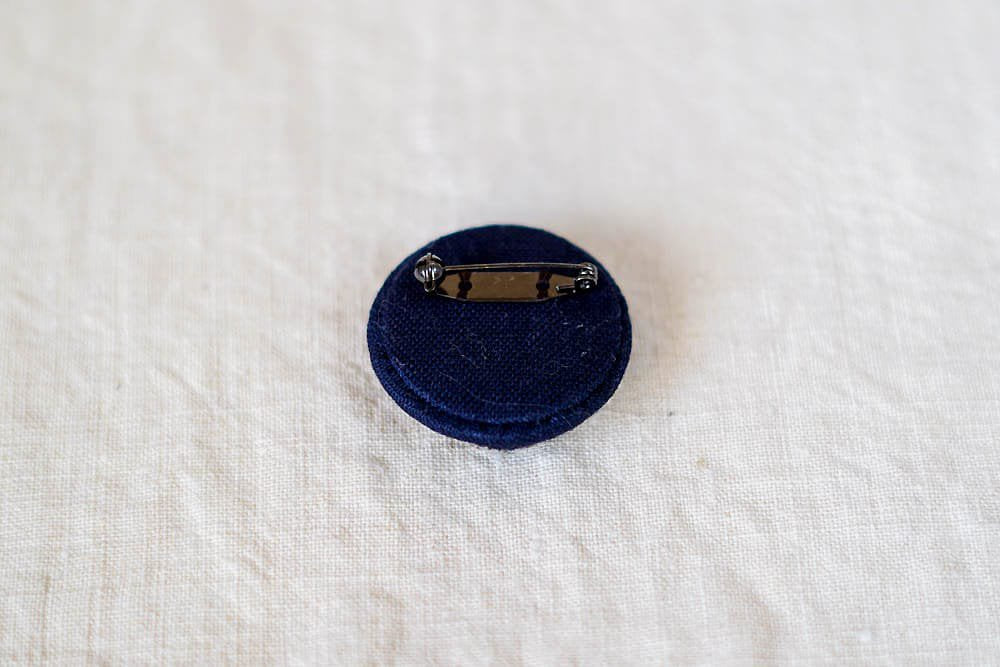 菅間岬 - soji | ウール刺繍ブローチ - いつかの宝探し