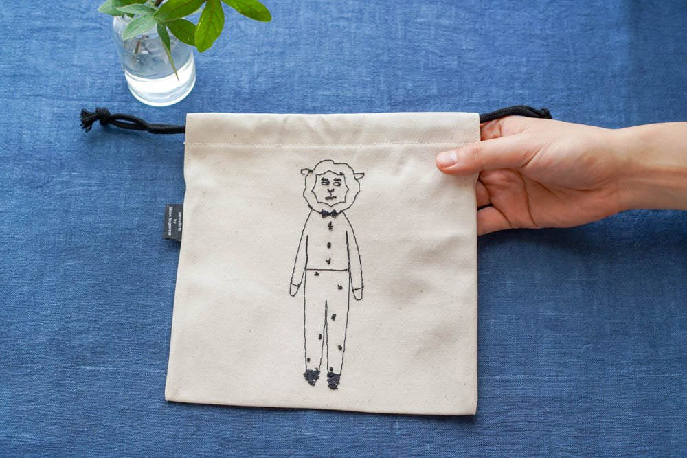 sennokoto by Shion Sugawara | 巾着 - 両面刺繍 カップル羊