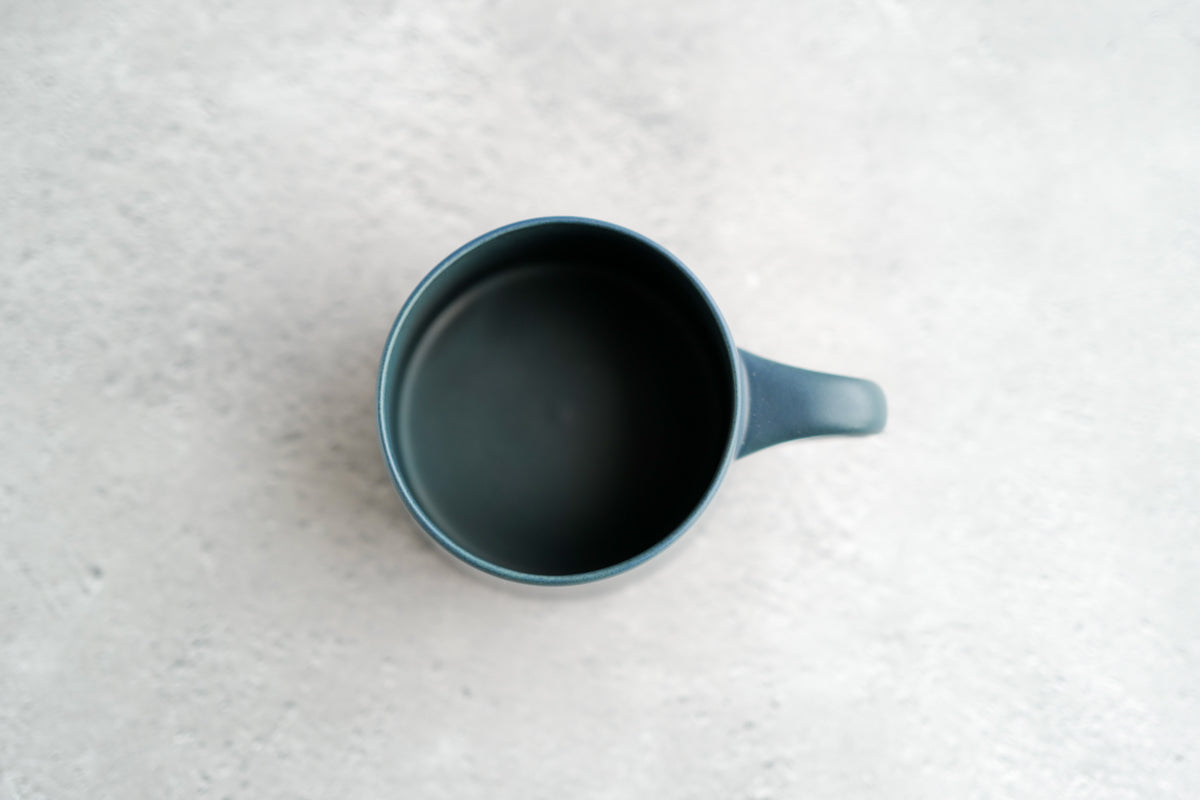 KANEAKI SAKAI POTTERY | flat mug / S / コバルト