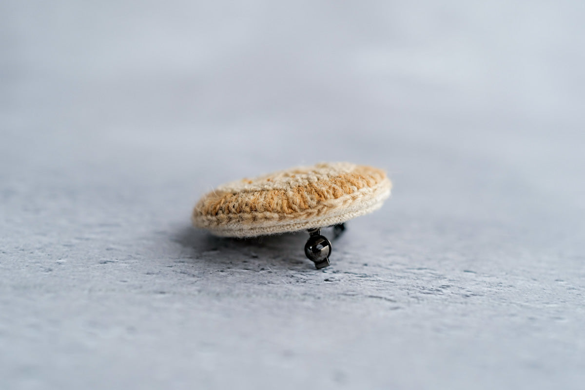 菅間岬 - soji | ウール刺繍ブローチ / honoca / sea