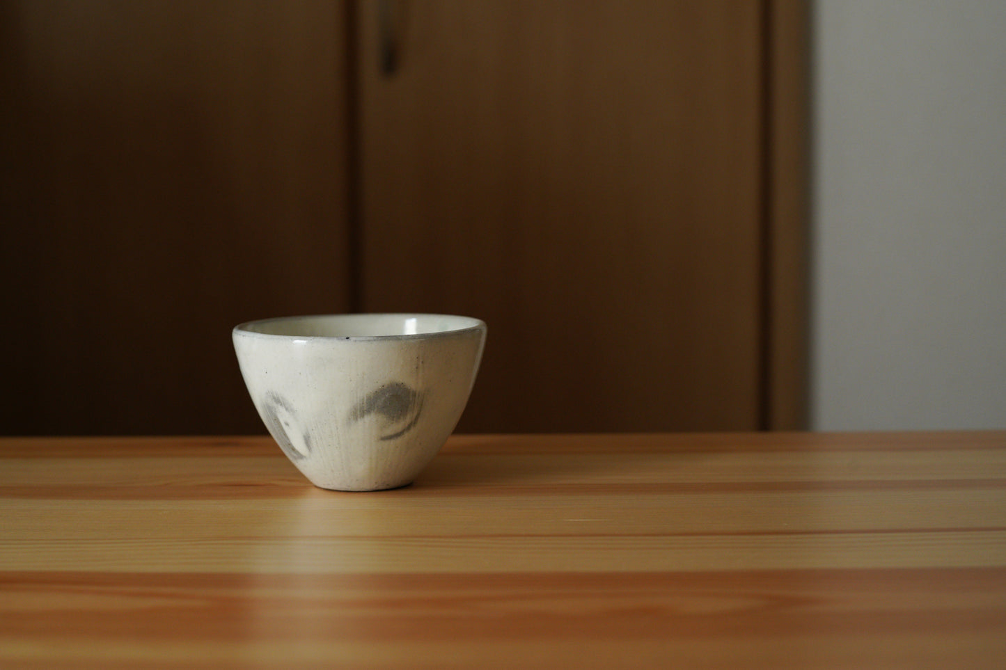 戸津圭一郎 | 粉引 くし目 丸小鉢