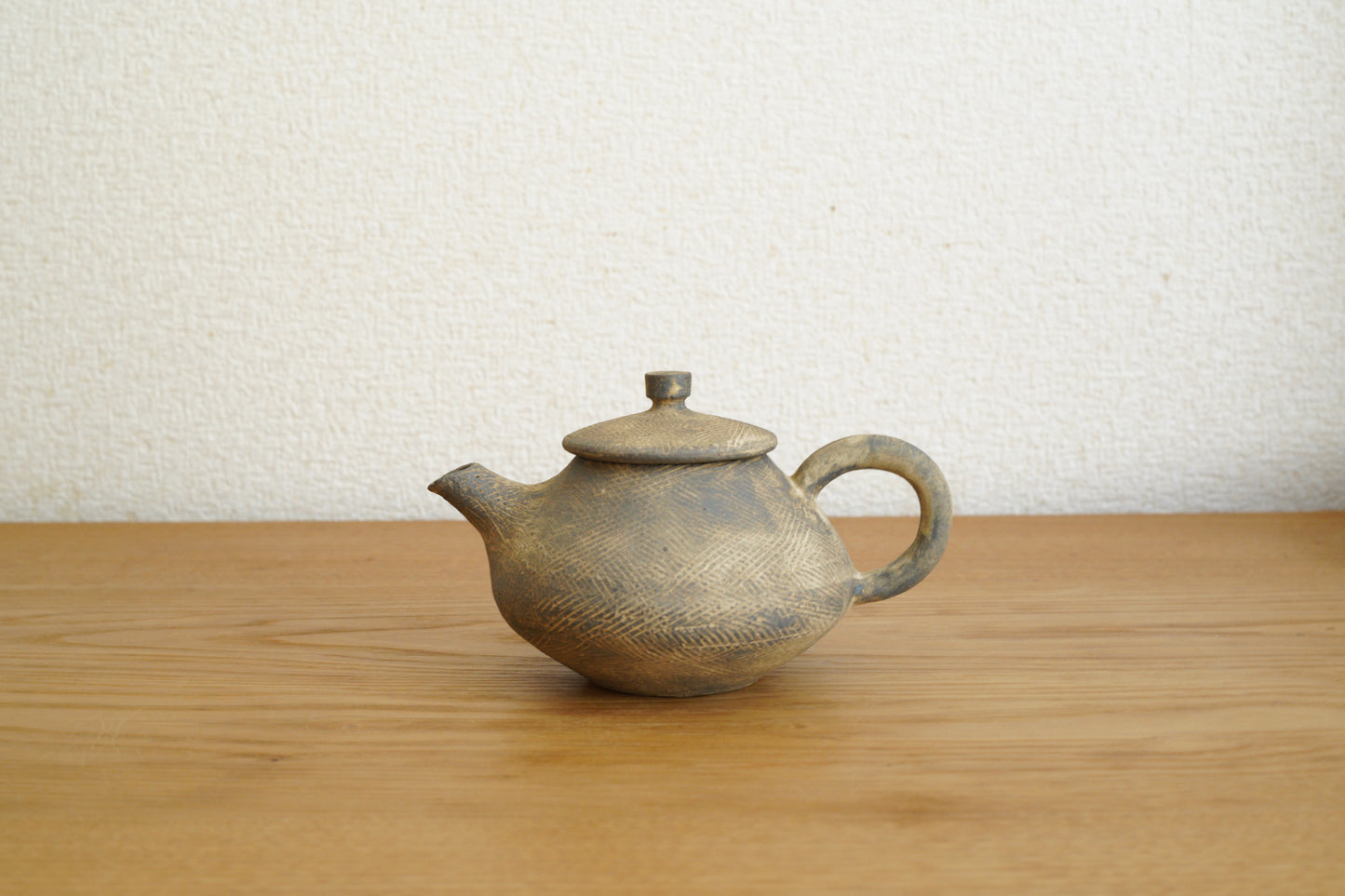 中島智靖 | 枯色引っ搔き 茶壺