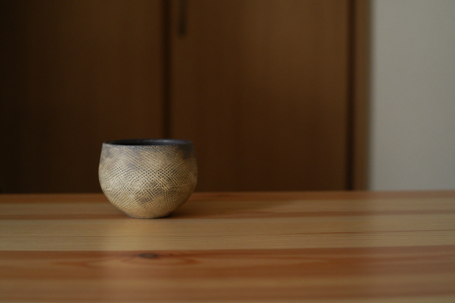 中島智靖 | 枯色引っ搔き 丸茶杯