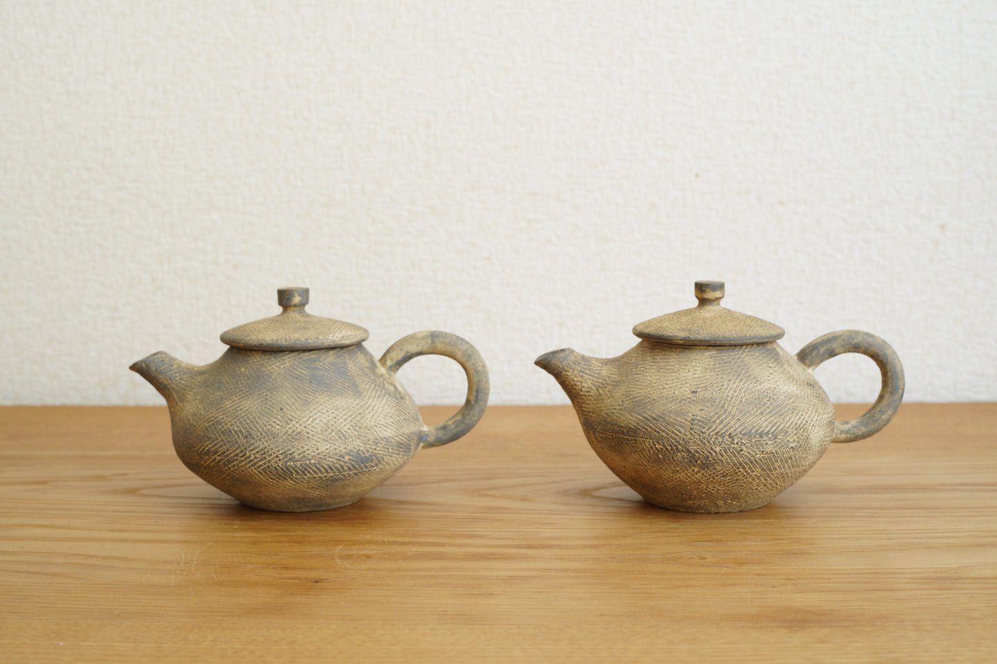 中島智靖 | 枯色引っ搔き 茶壺