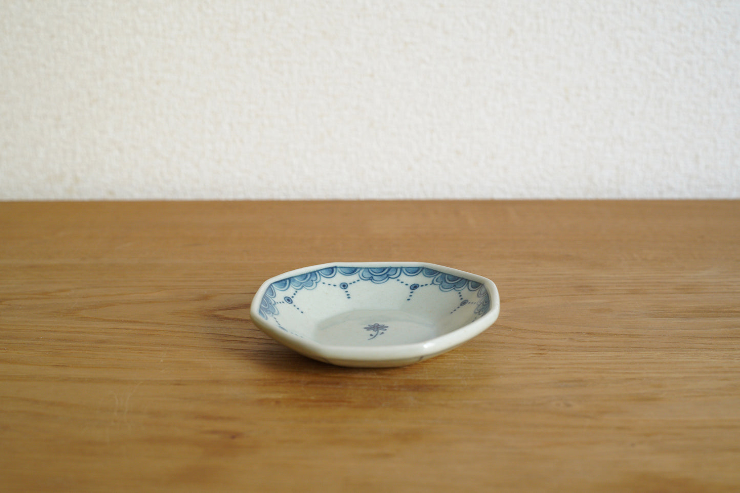 新島佐知子 | 八角小皿