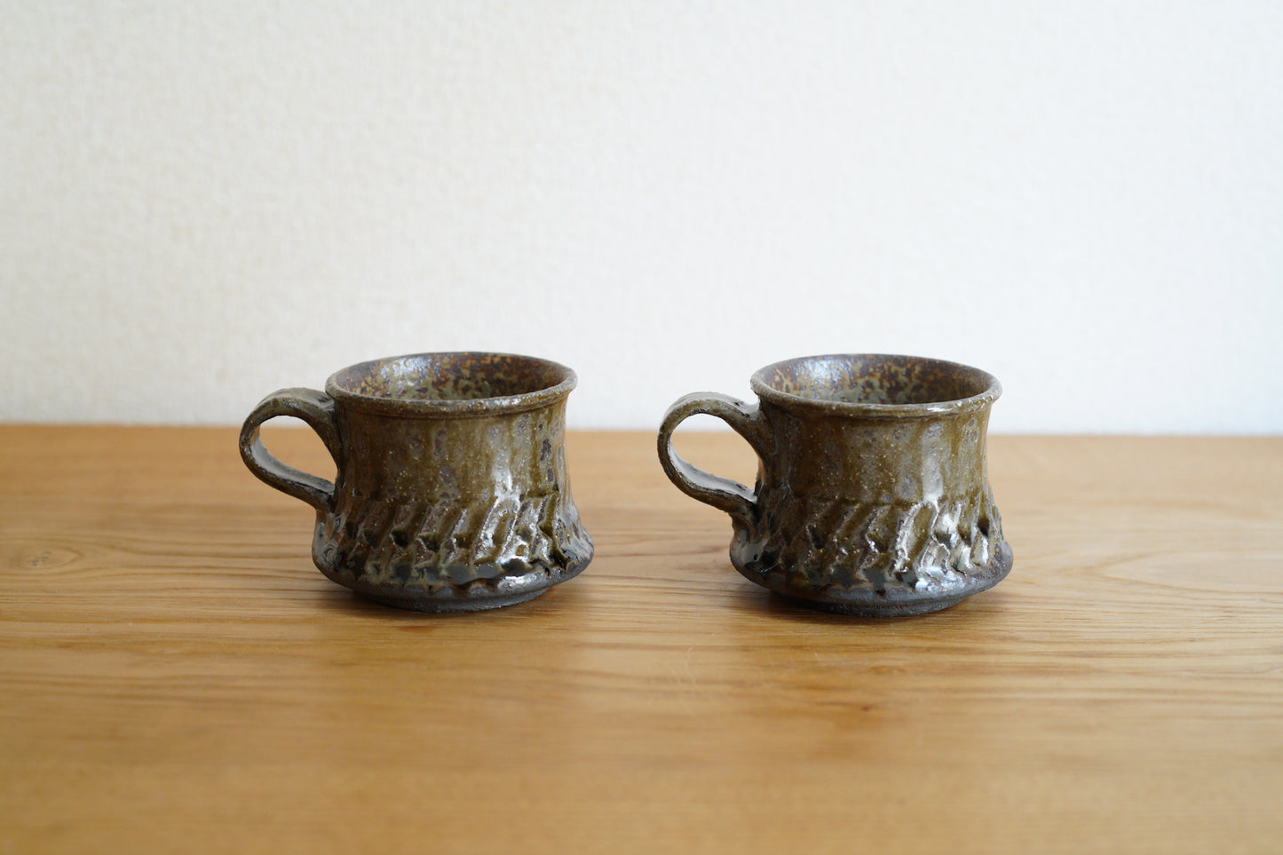 岡村宜治 | 灰釉 カップ（ソーサー付）