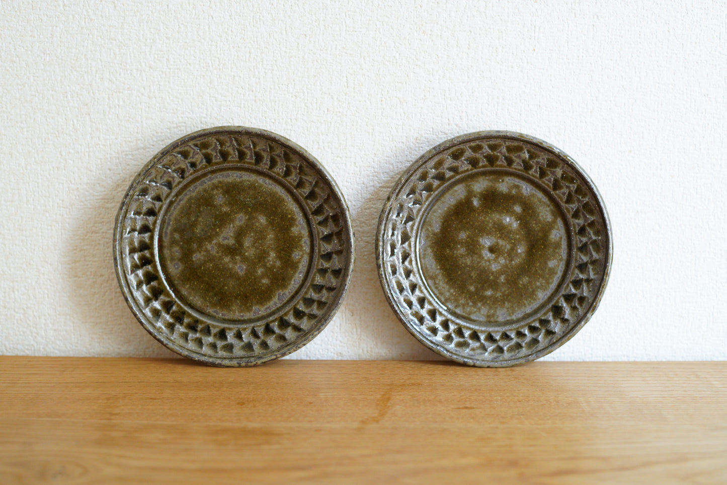 岡村宜治 | 灰釉 カップ（ソーサー付）