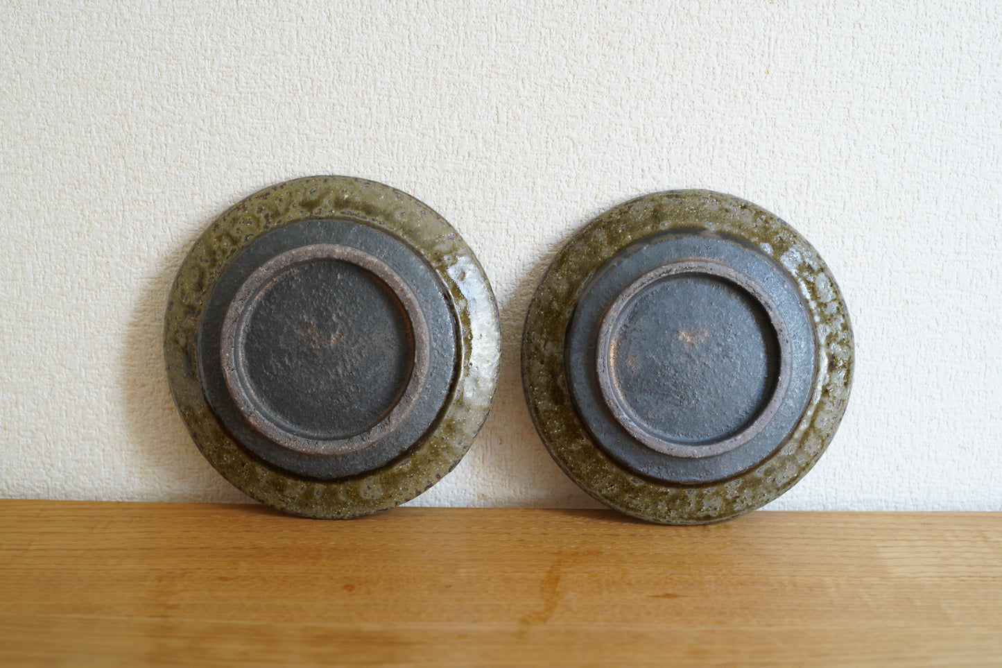 岡村宜治 | 灰釉 カップ（ソーサー付）