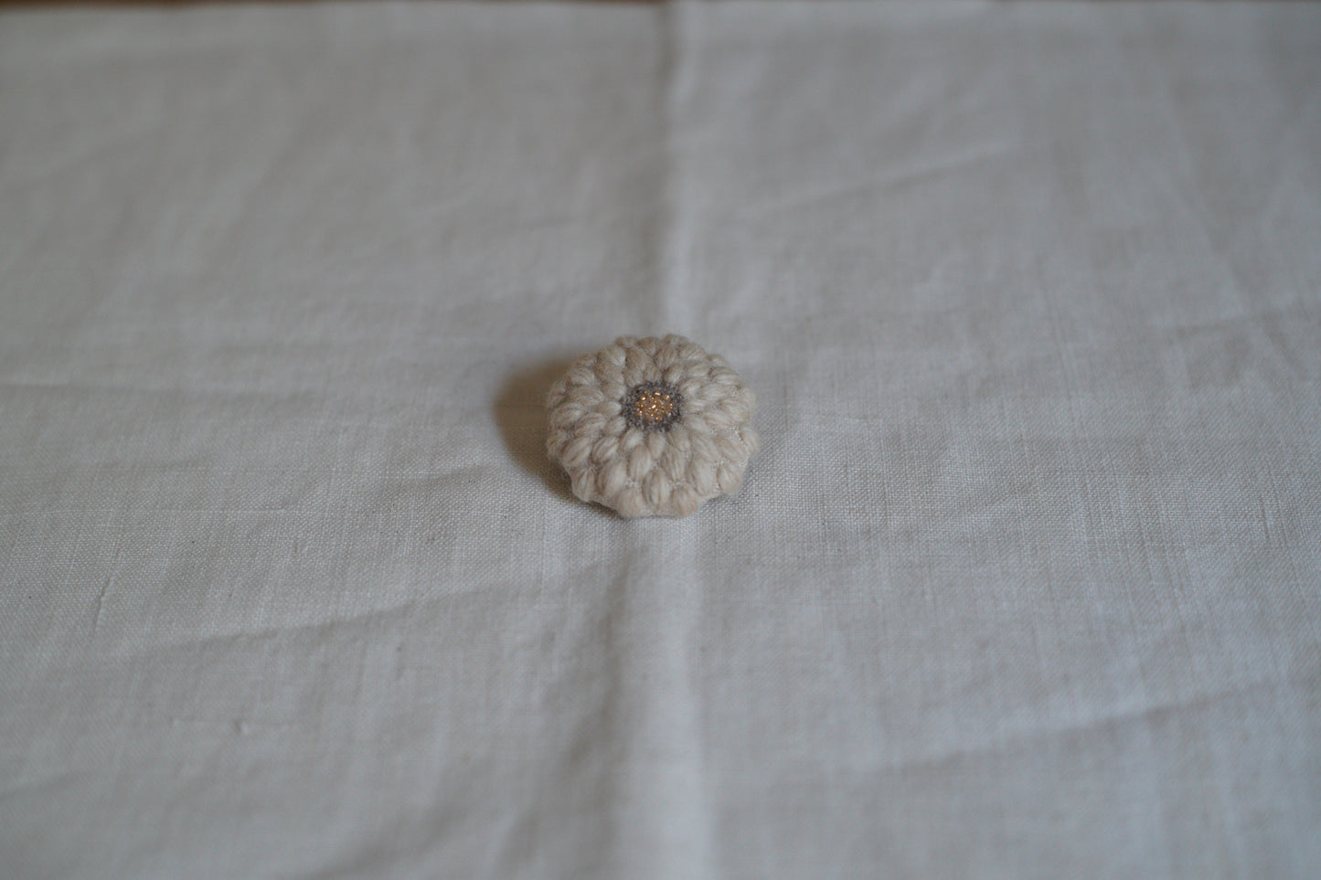 菅間岬 - soji | ウール刺繍ブローチ / honoca / shine