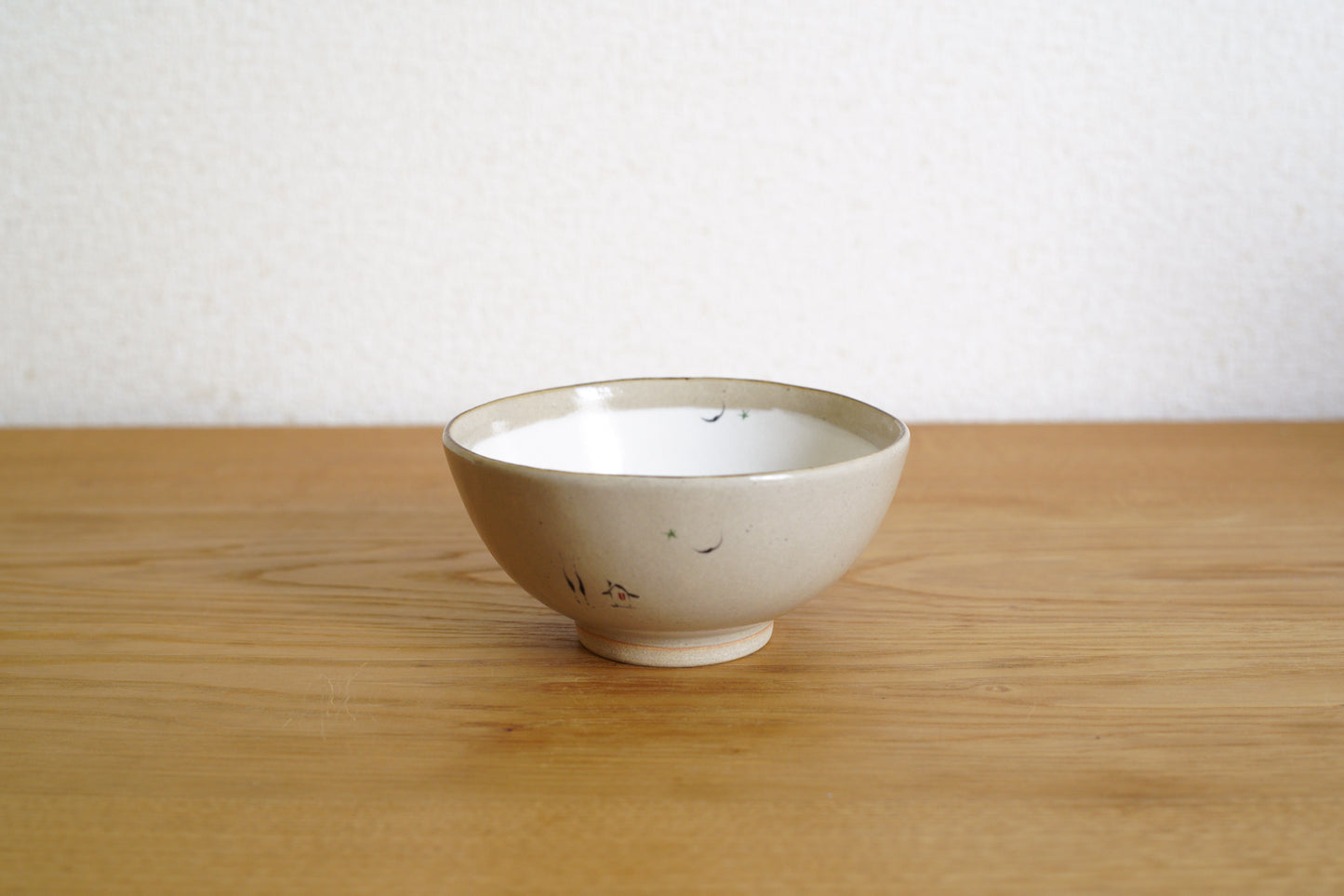 工房kuromiya | 白化粧色絵 ご飯茶碗 家と月