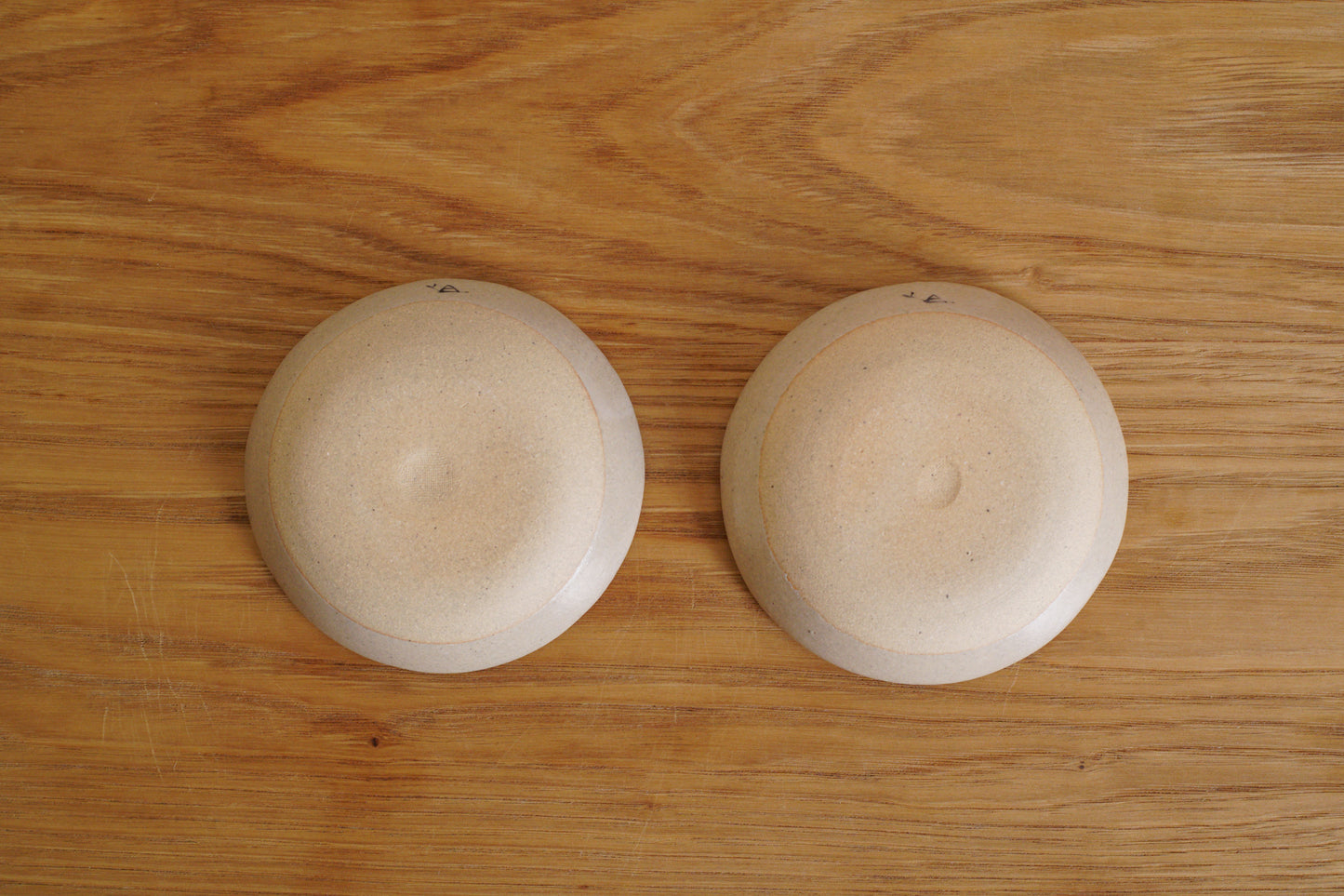 工房kuromiya | 白化粧色絵 豆皿 / ゾウ