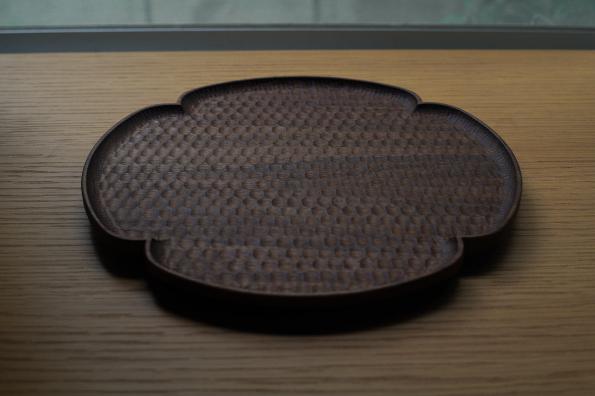 高塚和則 - 木工房玄 | 花形パン皿 / 大 / ウォールナット