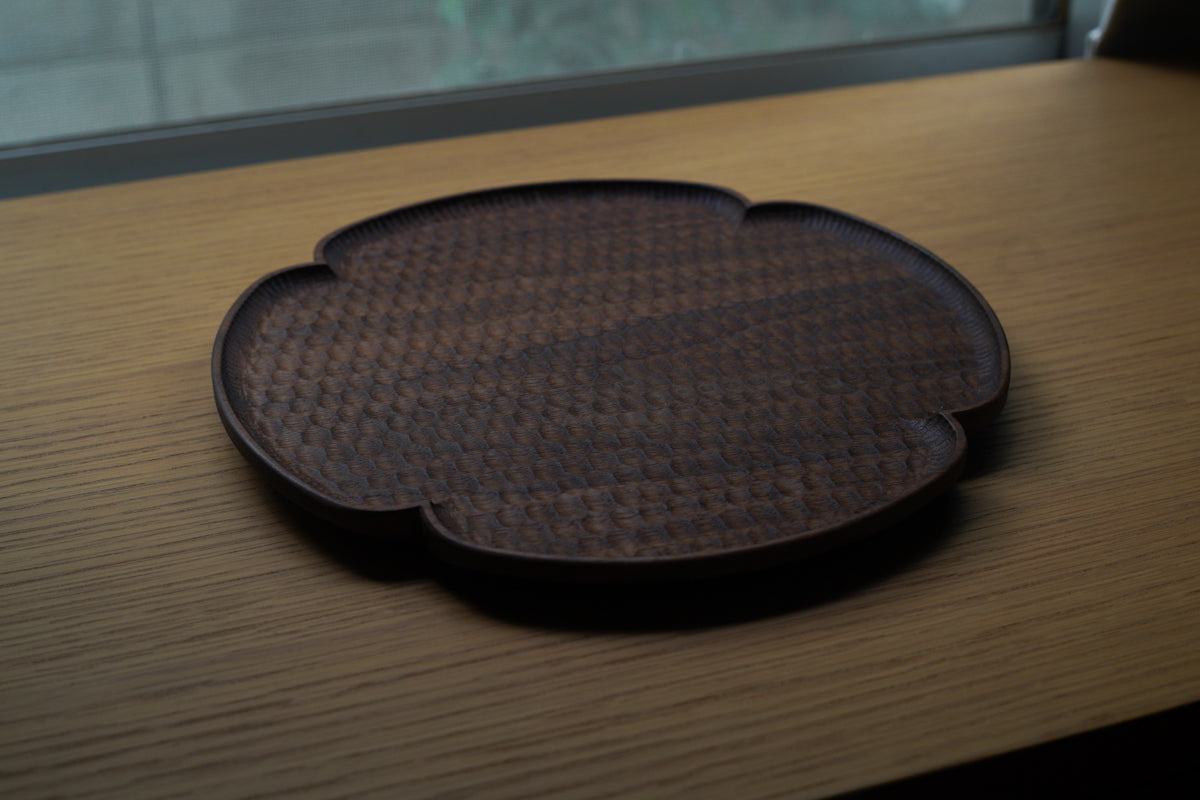 高塚和則 - 木工房玄 | 花形パン皿 / 大 / ウォールナット