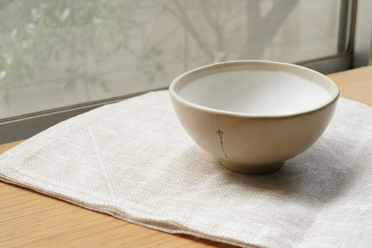 工房kuromiya | 白化粧色絵 ご飯茶碗 / 自転車と街灯