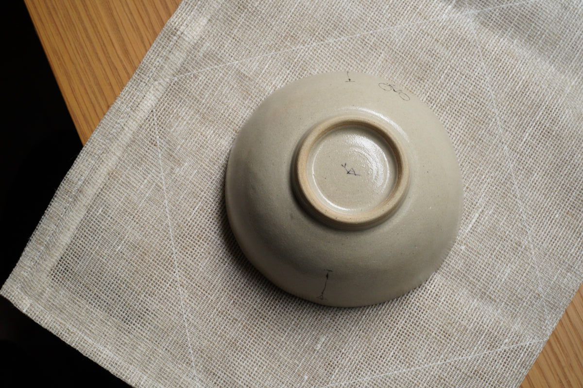 工房kuromiya | 白化粧色絵 ご飯茶碗 / 自転車と街灯