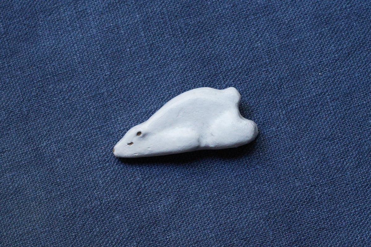 星野綾子 - color+life | ぐだっとシロクマのブローチ