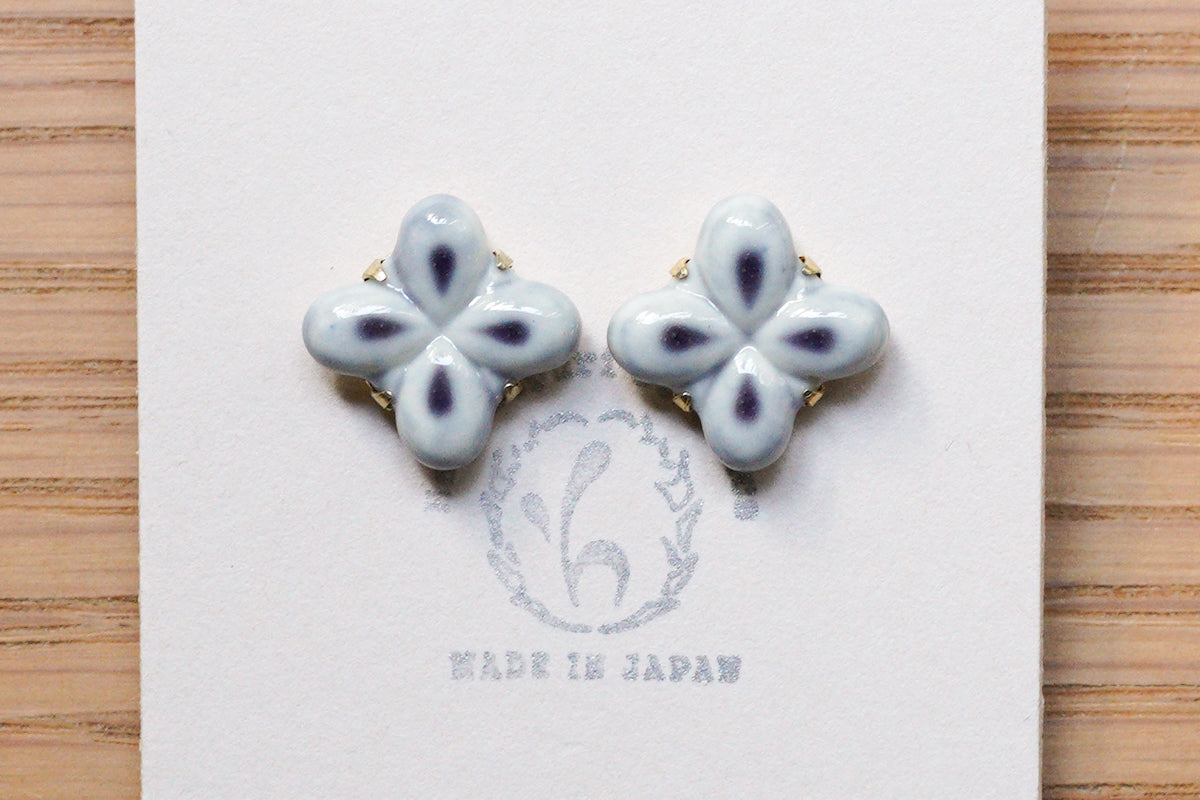 森本浩司 | 花のピアス / インディゴ