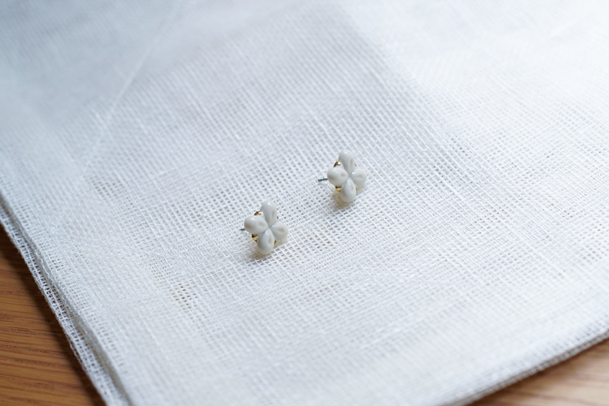 森本浩司 | 花のピアス / ピンク