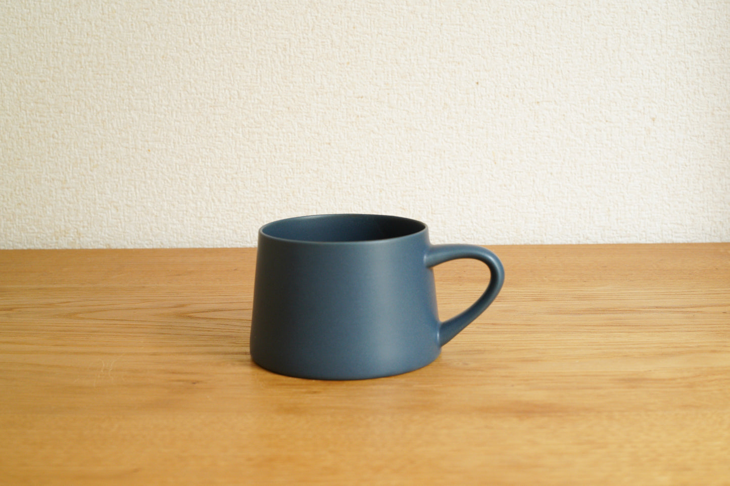 KANEAKI SAKAI POTTERY | flat Smug / コバルト