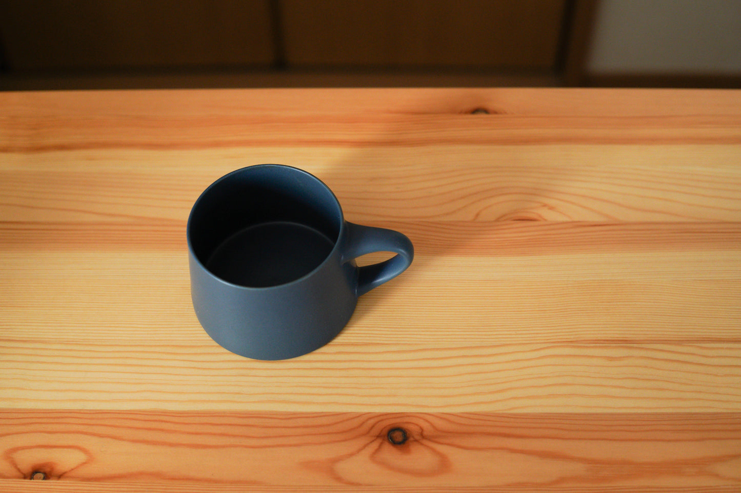 KANEAKI SAKAI POTTERY | flat Smug / コバルト