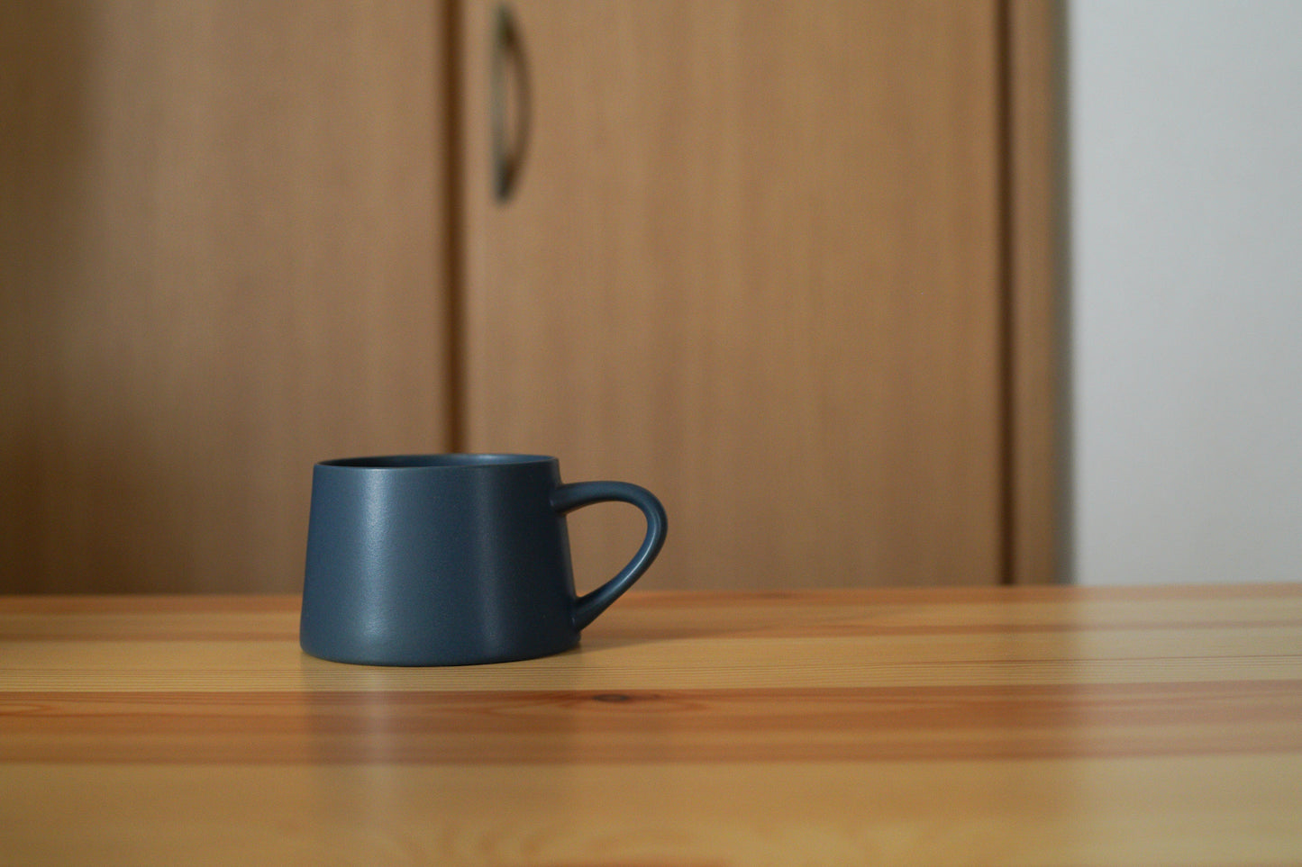KANEAKI SAKAI POTTERY | flat Smug / コバルト