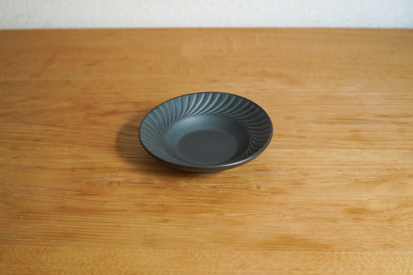 KANEAKI SAKAI POTTERY | koku しのぎ ni