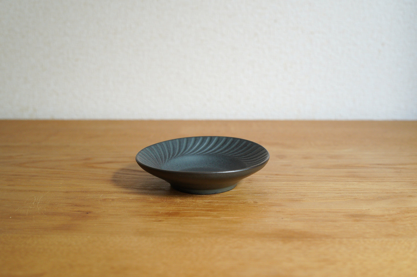 KANEAKI SAKAI POTTERY | koku しのぎ ni