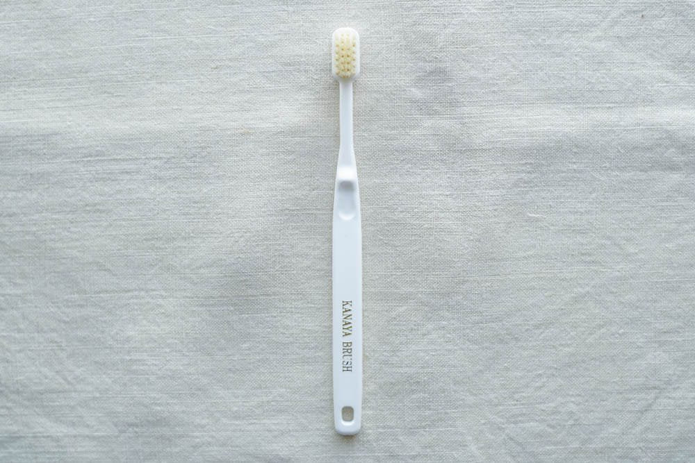 かなや刷子(ブラシ)  |  豚毛 歯ブラシ 小 - 1本