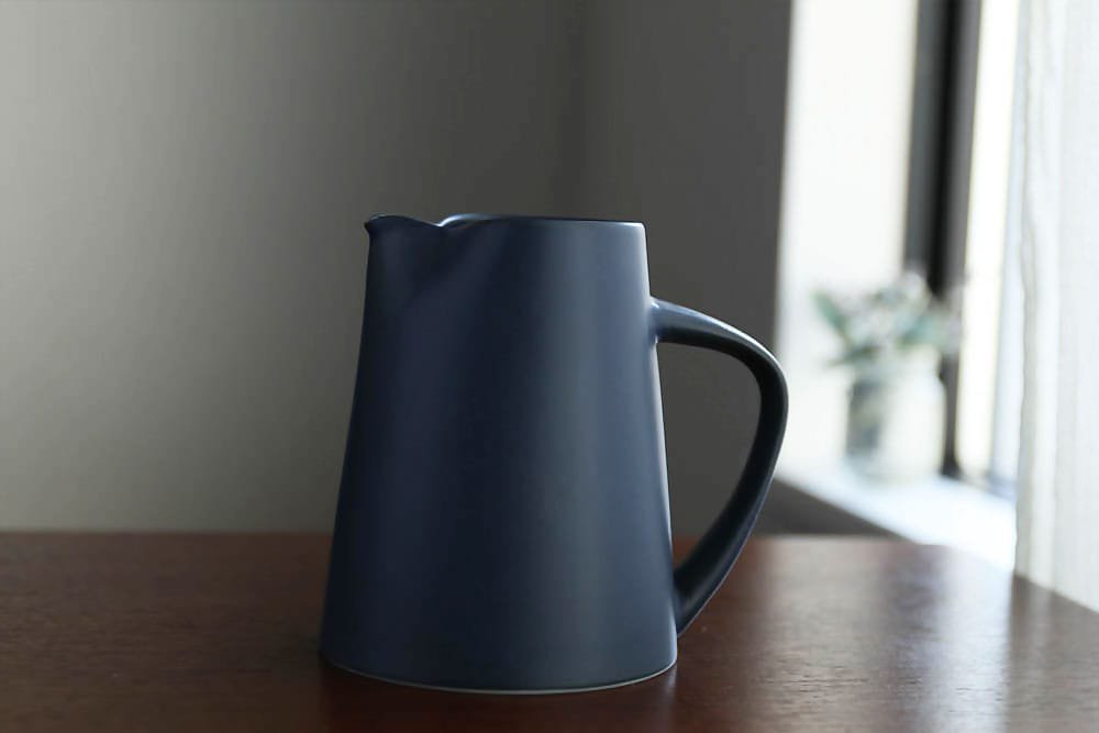 KANEAKI SAKAI POTTERY  |  flat jug - コバルト