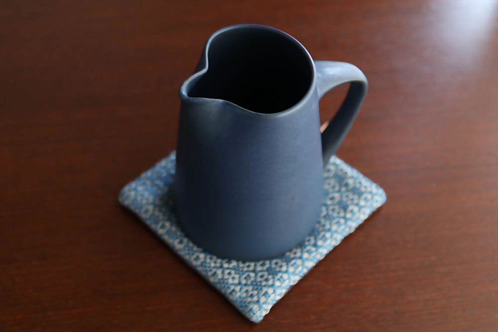 KANEAKI SAKAI POTTERY  |  flat jug - コバルト
