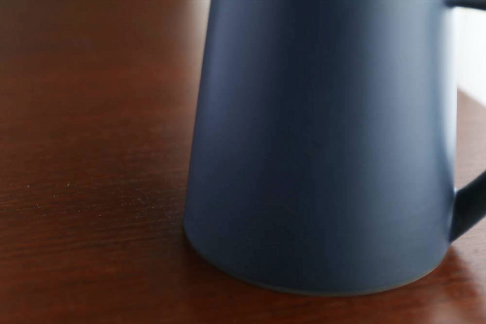 KANEAKI SAKAI POTTERY  |  flat jug - コバルト