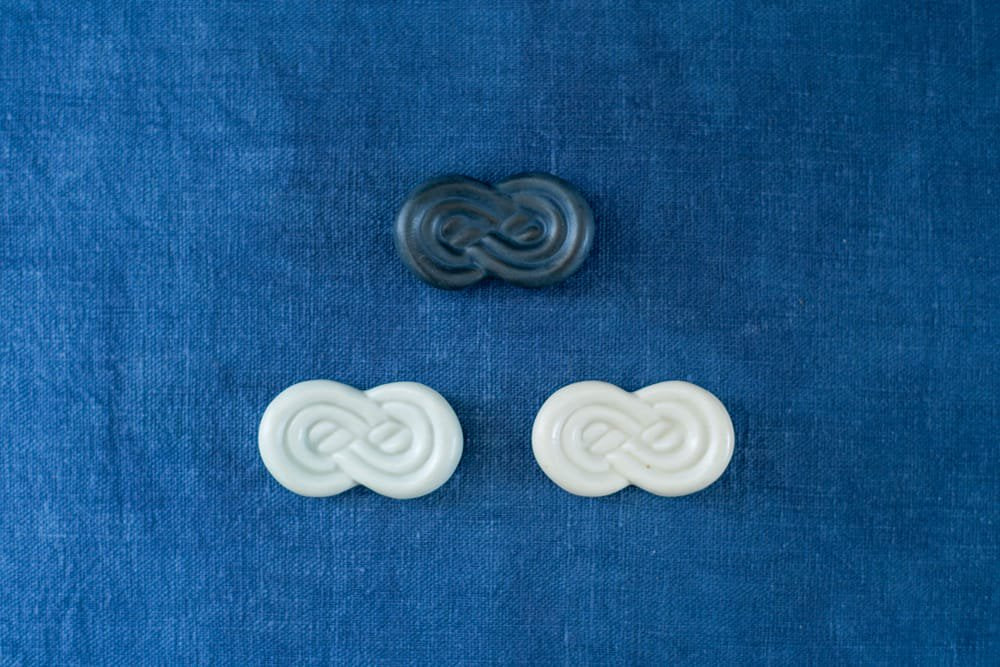 KANEAKI SAKAI POTTERY  |  hashimarkra knot